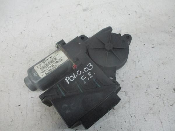 Motor vidro frente esquerdo VOLKSWAGEN Polo (9N)