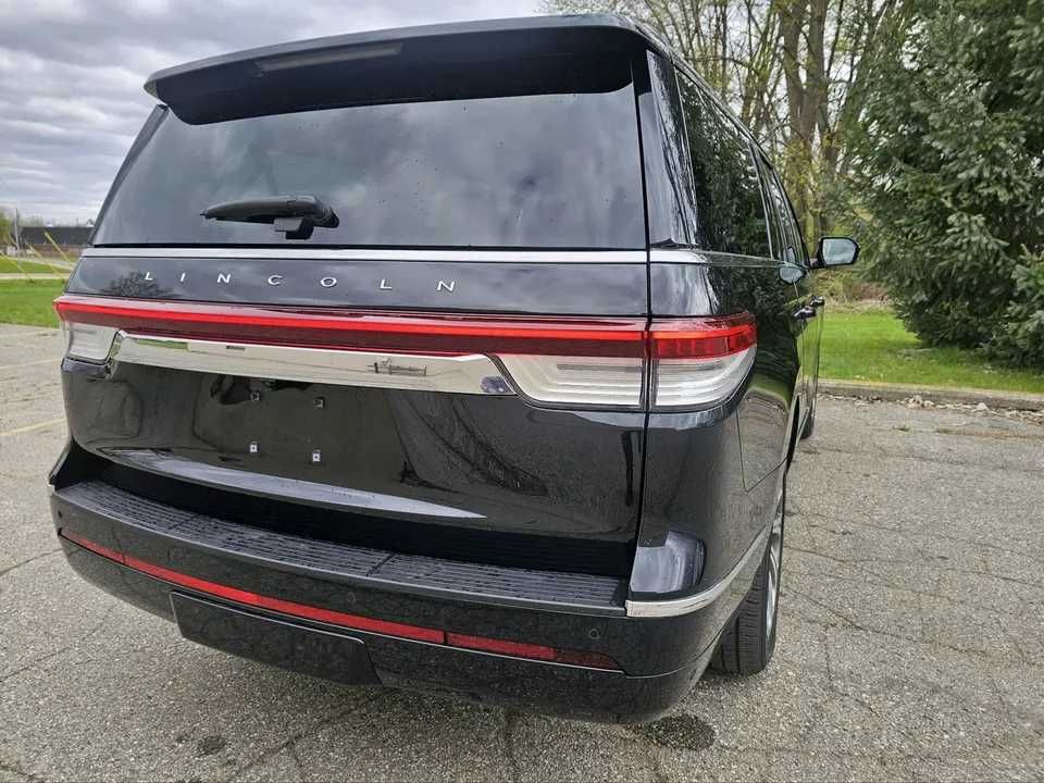 2022 Lincoln Navigator