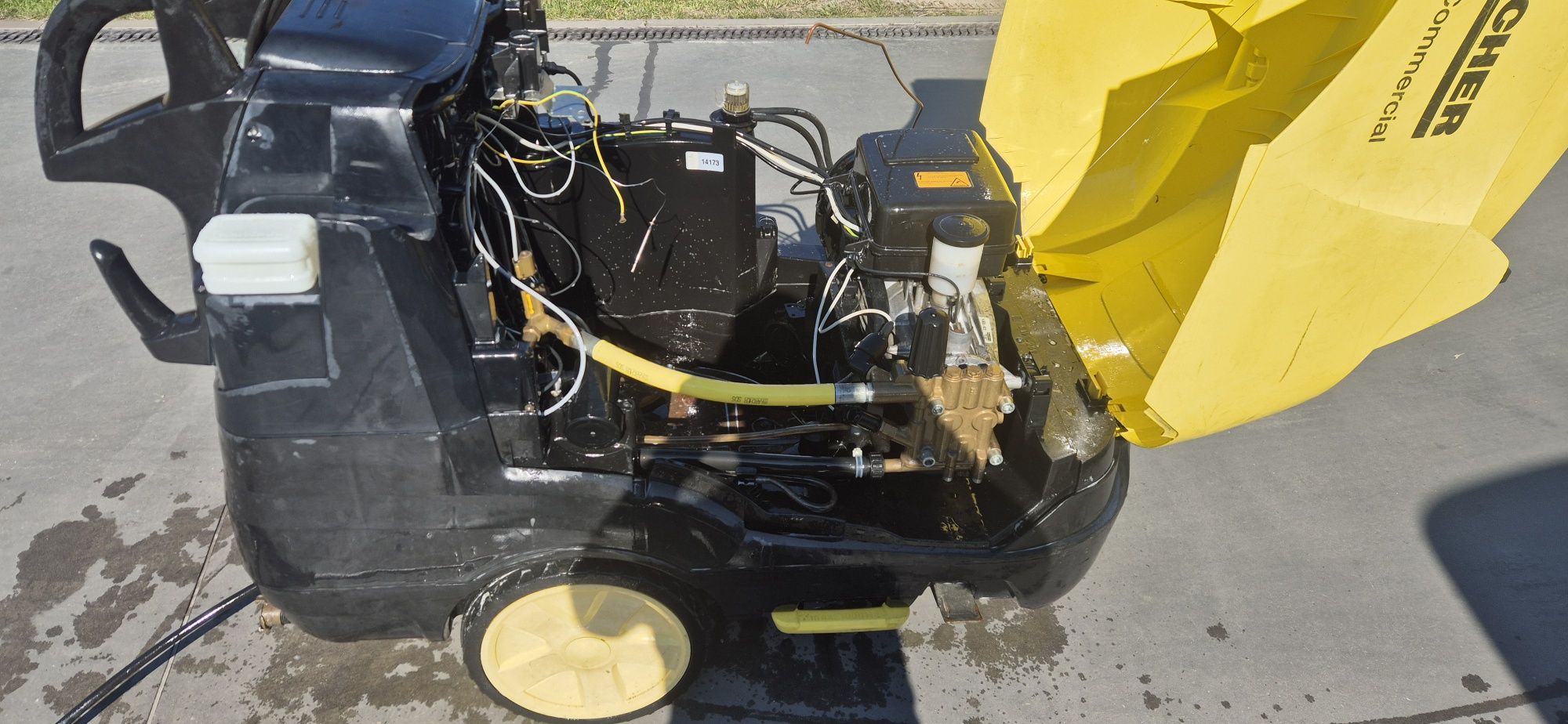 Sprzedam myjkę ciśnieniową karcher hds 9/18-4M