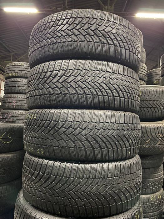R19 235/50 Bridgestone Blizzak LM005