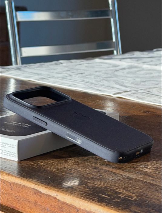 Capa iphone 17 pro original techWoven Case Purple