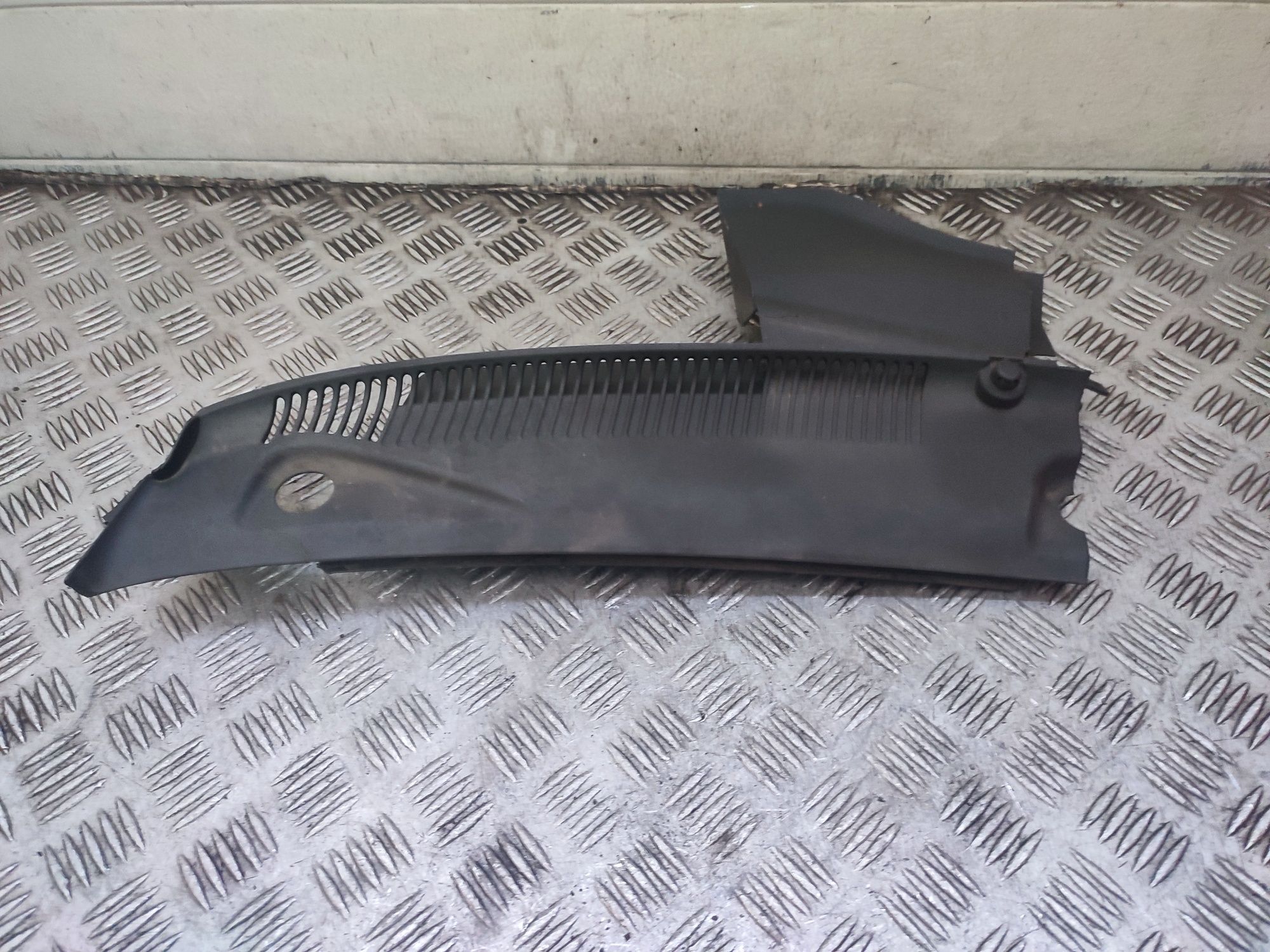 Opel Corsa C podszybie lewe
