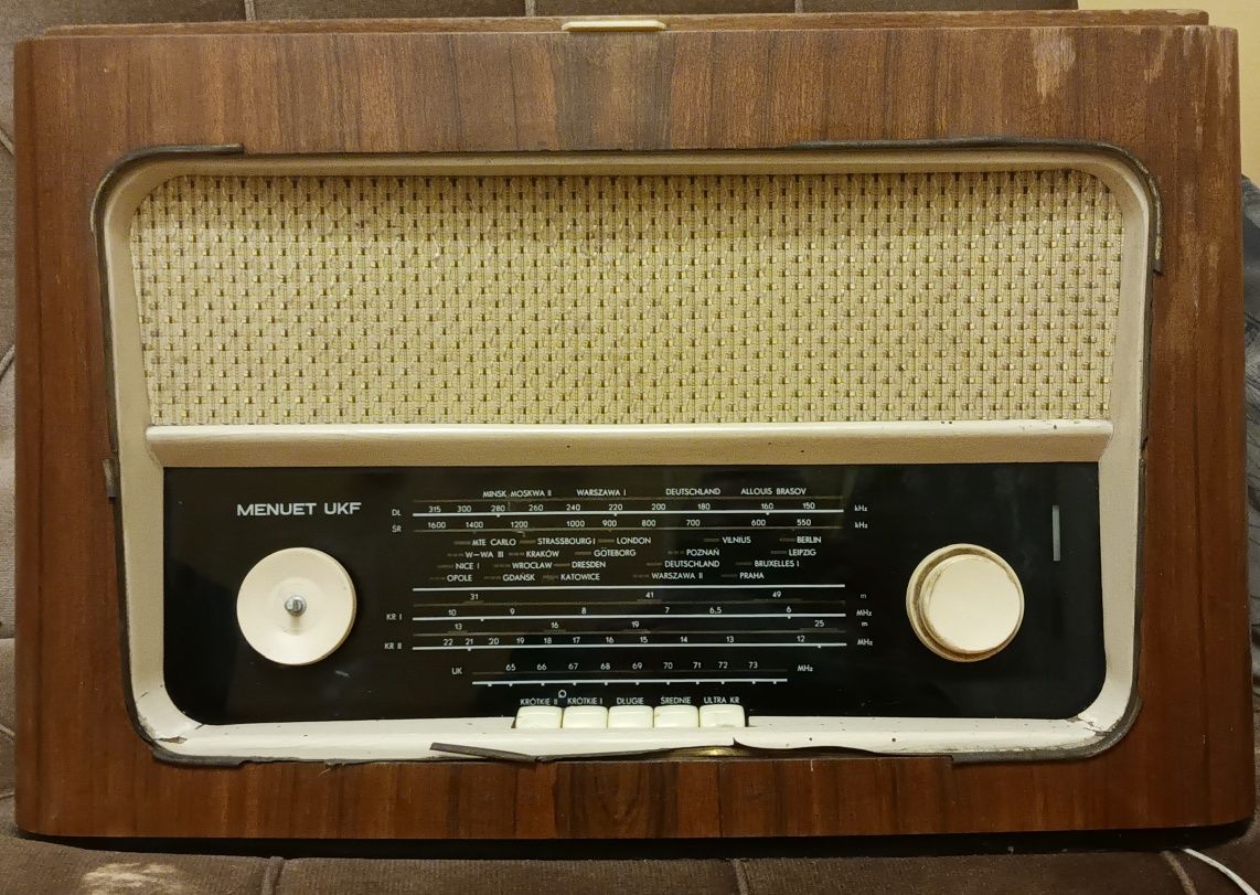 Stare radio PRL menuet 1967 r.