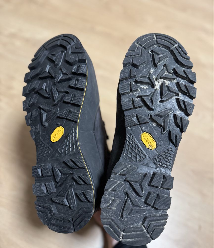 Трекінгові черевики Jack Wolfskin Wilderness Xt Texapore Mid M
