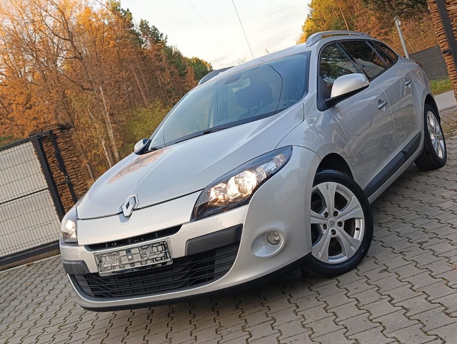 Renault Megane KOMBI 1.6B parktonik tempomat navi