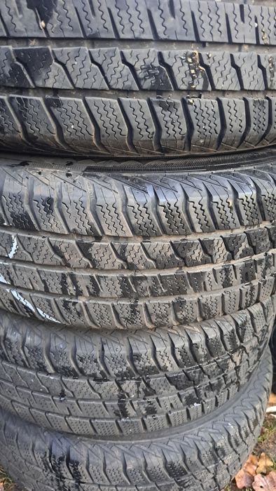 4 opony zimowe 195/65 15"