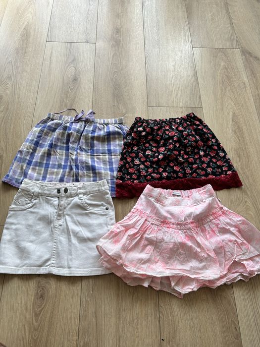 Spodniczka jeansowa z falbankami