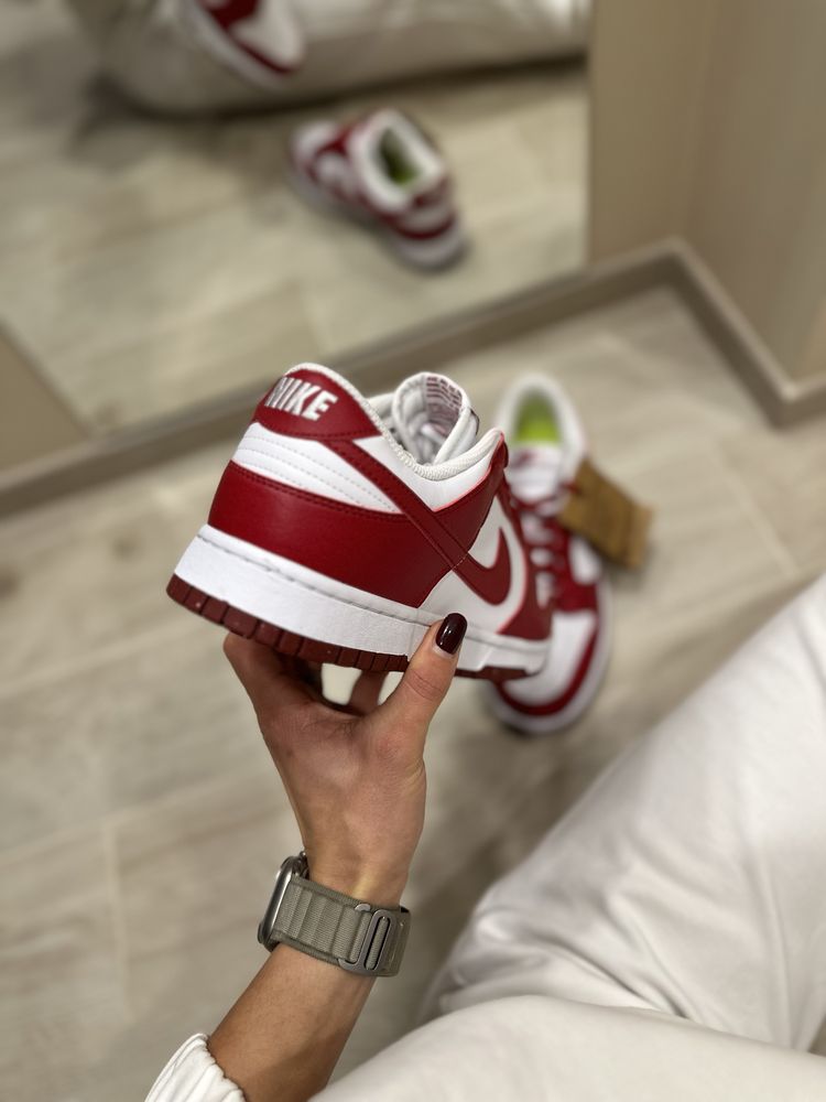 Чоловічі оригінальні кросівки Nike DUNK LOW DN1431 101