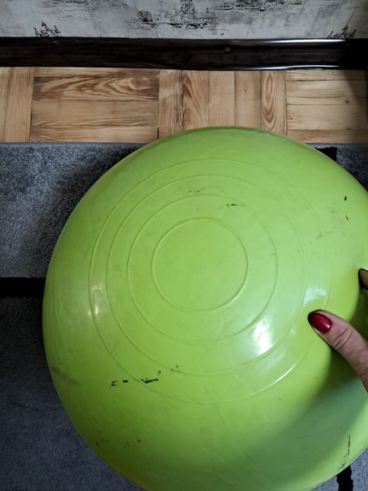 Мяч прыгун с рожками