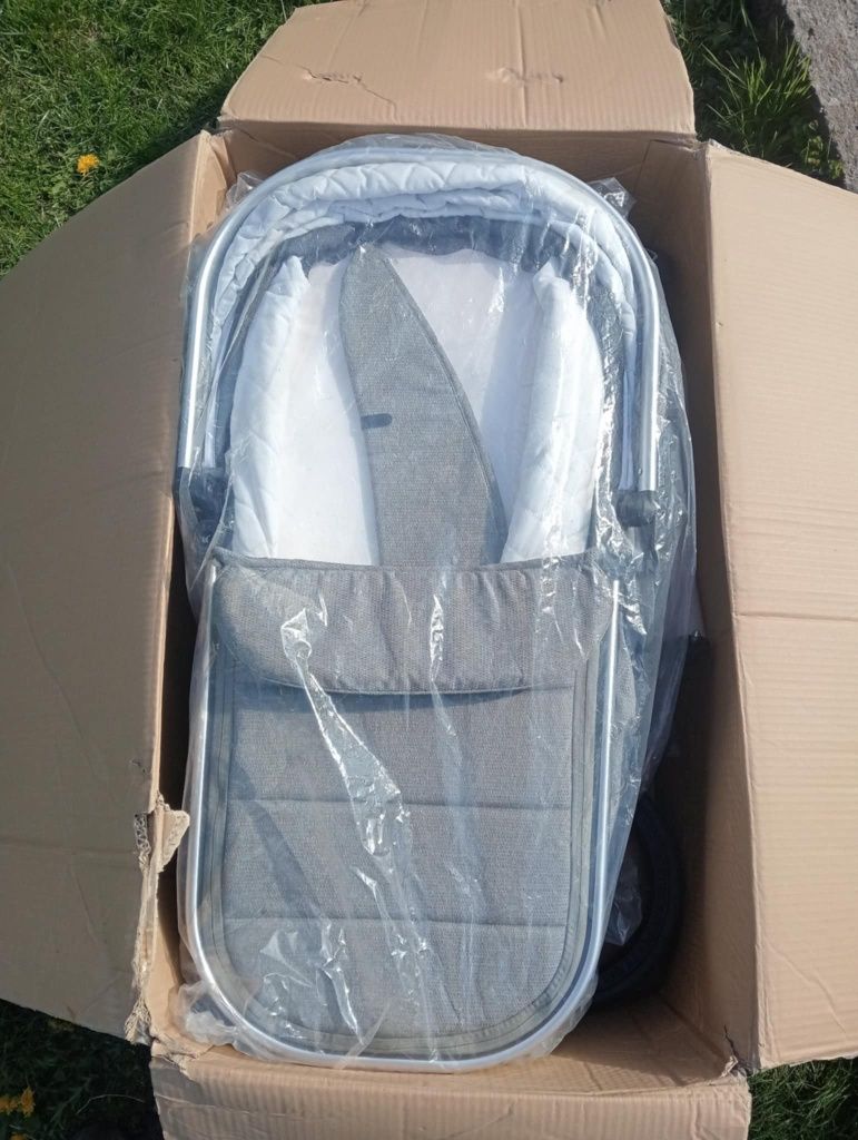 Продам дитяча коляска Carello Optima (після однієї дитини).