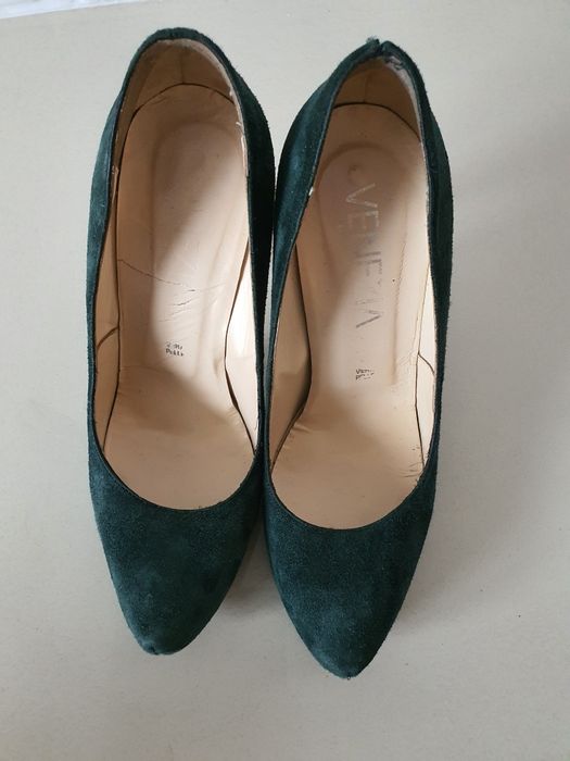 Szpilki zamszowe Venezia r39