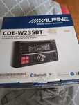 Alpine CDE-W235BT