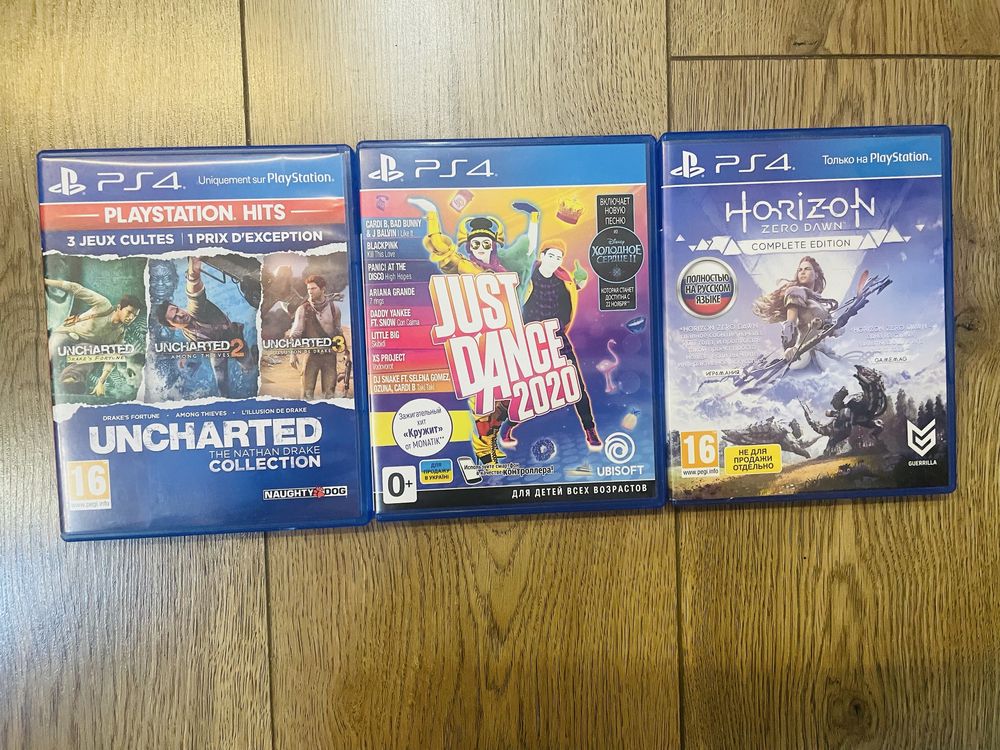 Ps 4 slim 1 TB в комплекті з іграми та аксесуарами