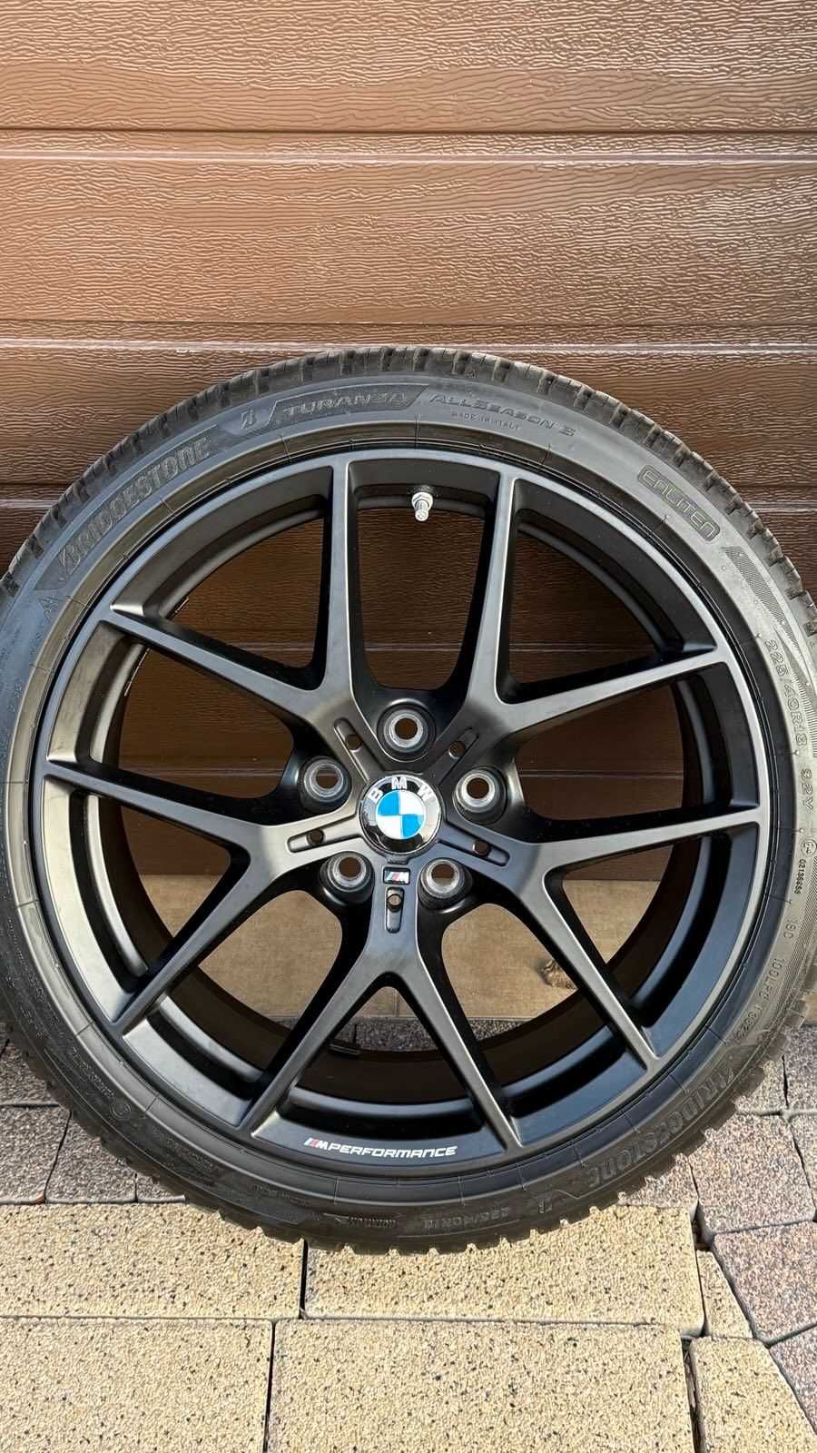 Koła BMW Serii 1 (F40), 2 (F44), Y-Spoke 554M R18, M Performance