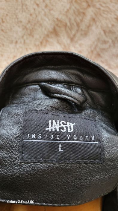 Шкіряна чоловіча куртка бренду inside
