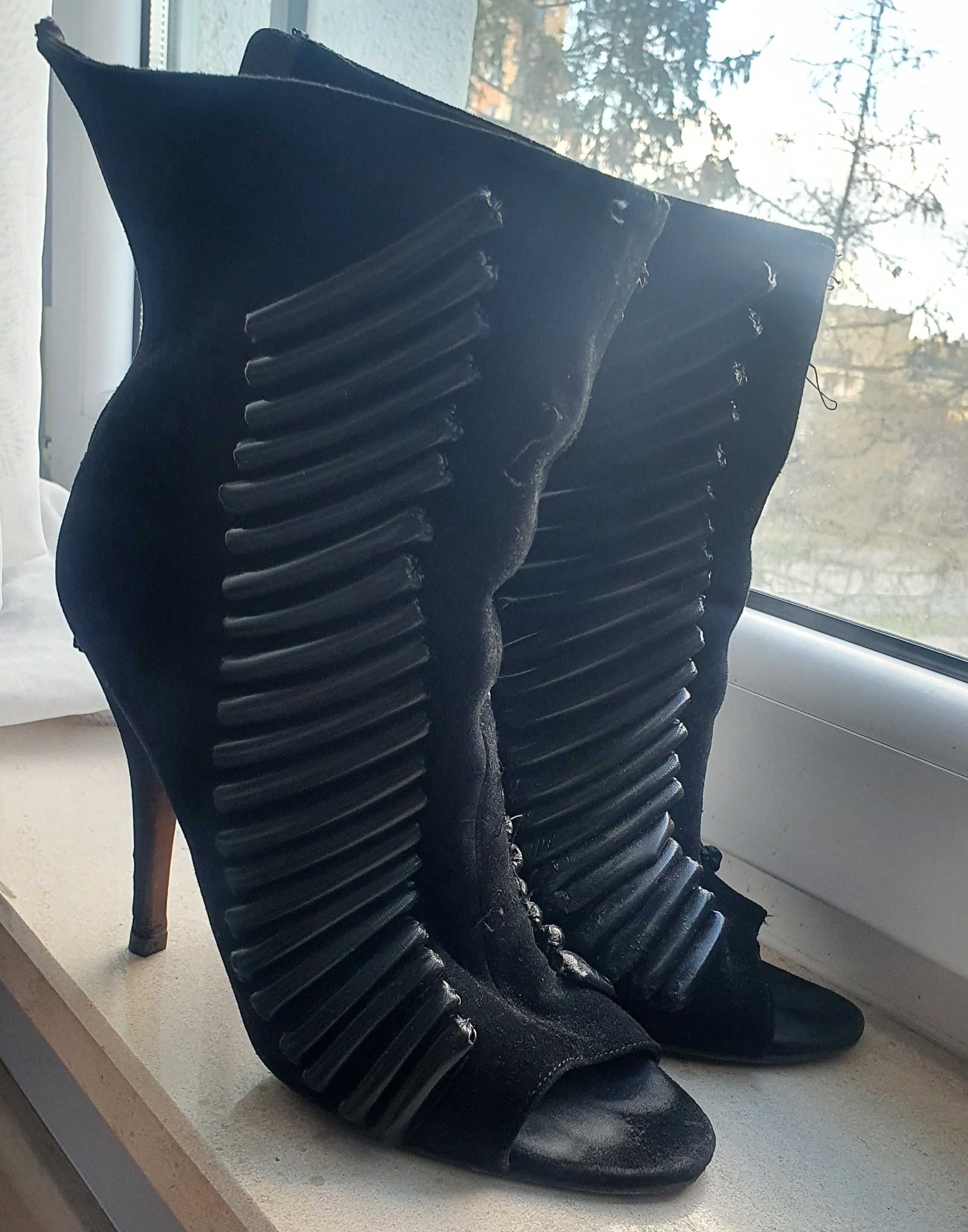 Buty z pokazu mody ETRO