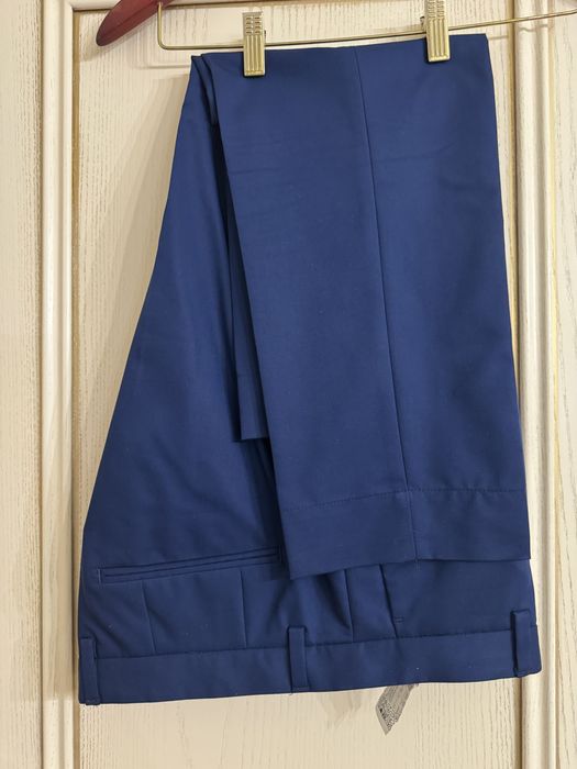 Продам костюм ZARA мужской