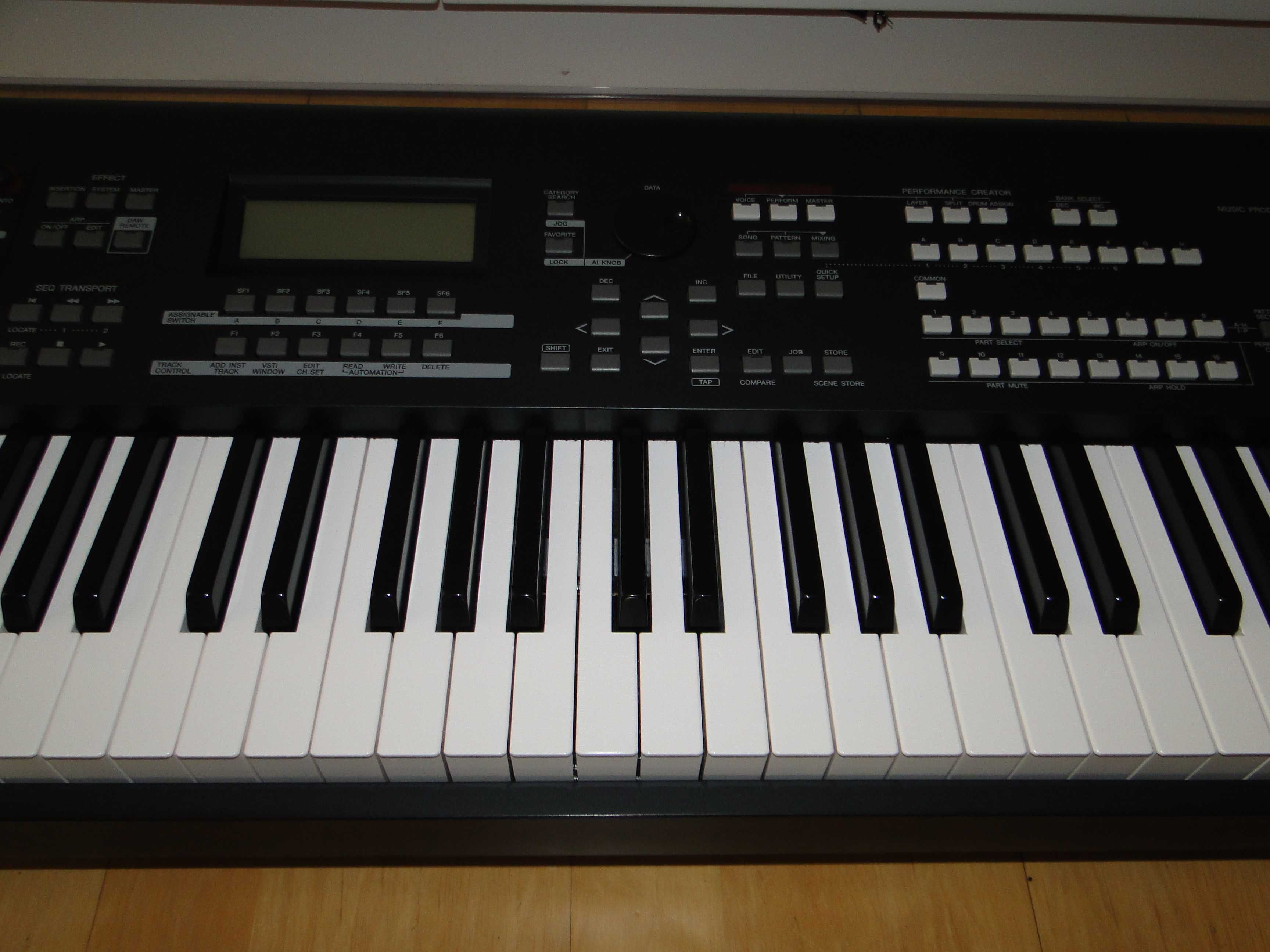 Zawodowy Syntezator Workstation Piano YAMAHA MOXF8.Piękny Stan.Okazja