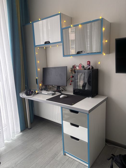 Комод шухляди з самодотягуванням