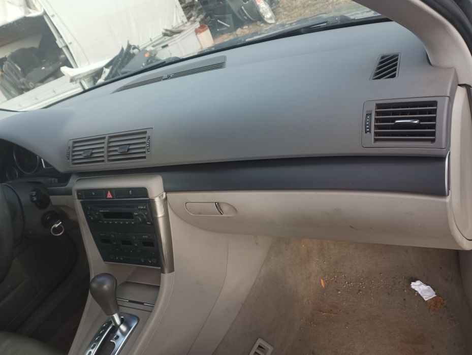 Konsola airbag deska rozdzielcza Audi A4 B7