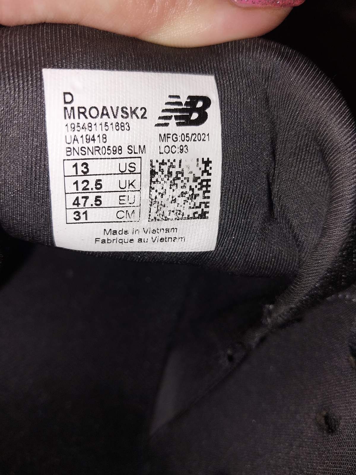 Продам  чоловічі кросівки new balance