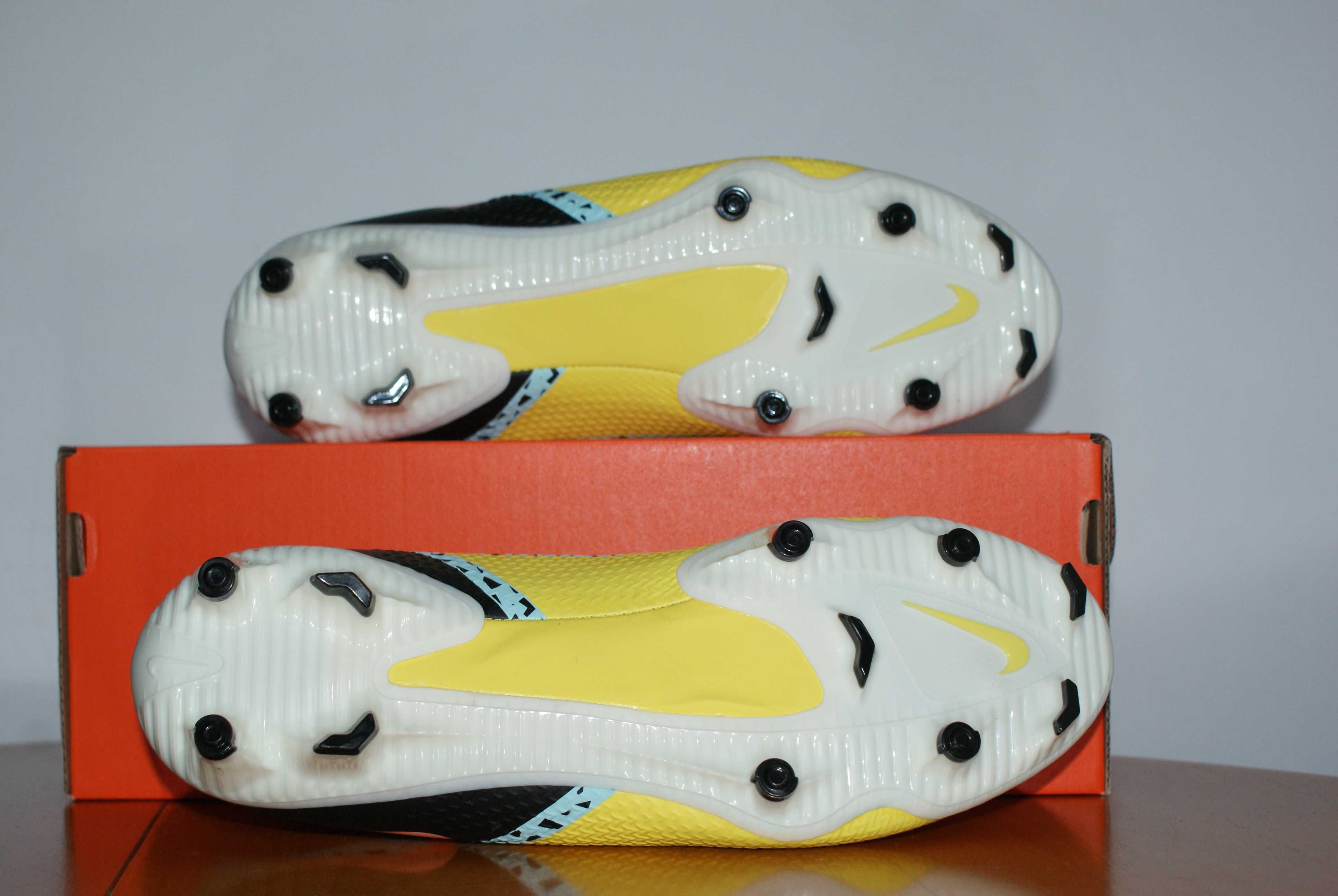 buty piłkarskie  nike korki phantom gt2 academy fg/mg 46