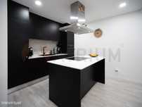 Exclusivo e Raro no Mercado! Apartamento T2 + 1 totalmente remodelado