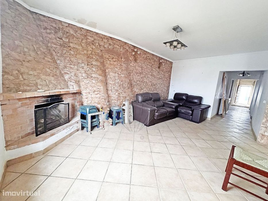 Moradia T4 para venda