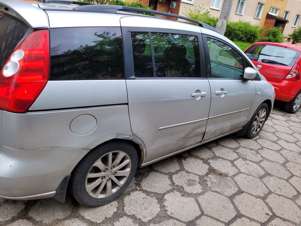 Mazda 5 , 2.0d , 7osób. Doinwestowana.