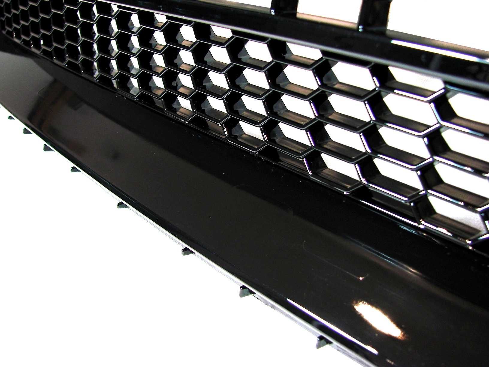 Grill Audi A5 5F 8W6 16-19 RSlook QUATTRO PDC czarny połysk