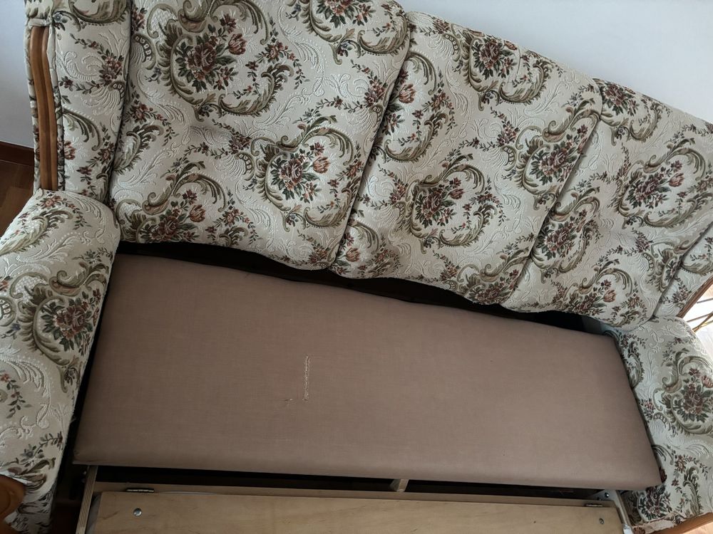 Sofa i 5 krzeseł