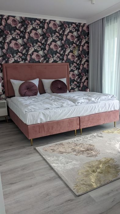 Łóżko NOWE z zagłówkiem i materacem 180x200