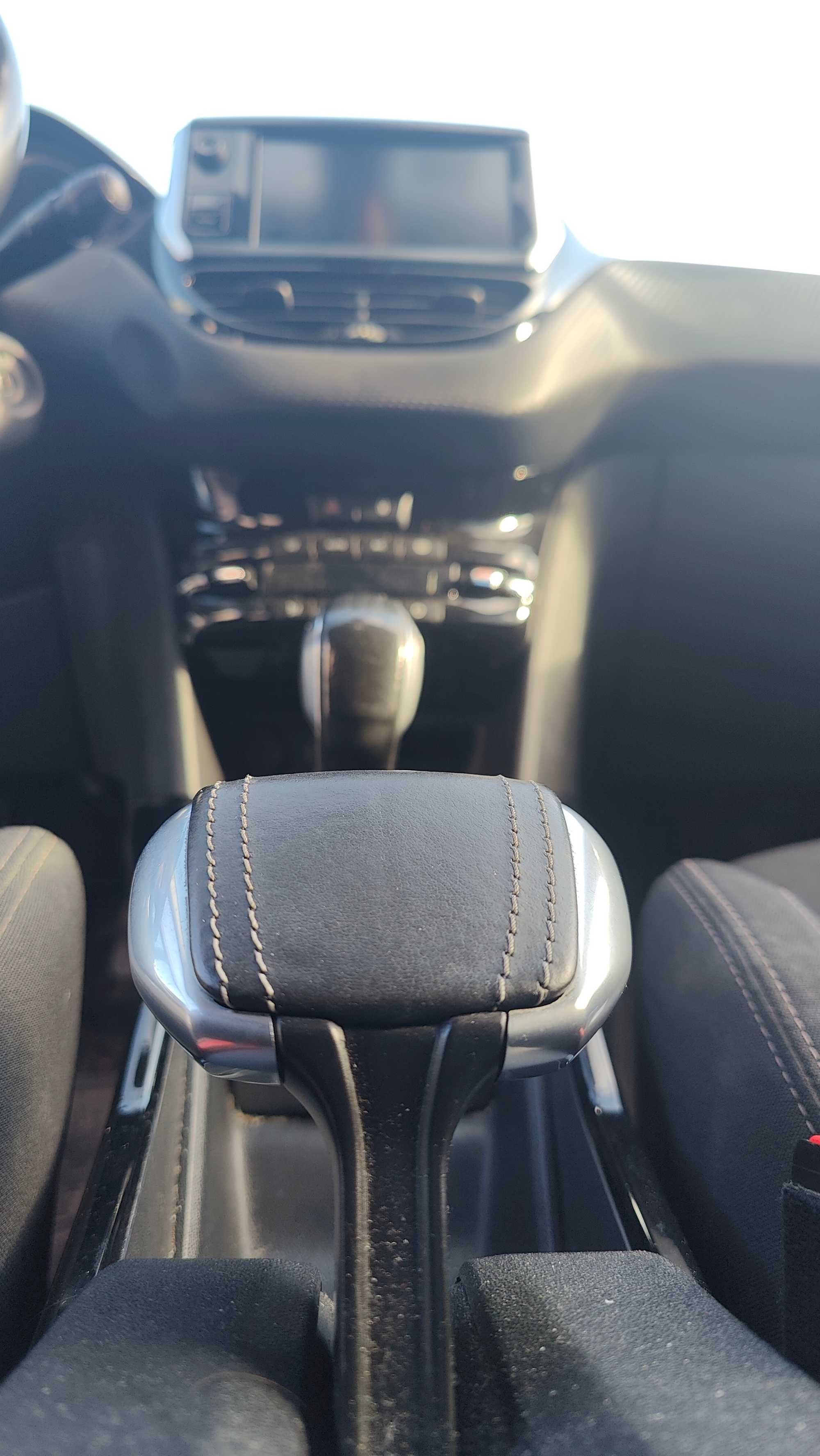 Peugeot 2008 1.2 Puretech 2015