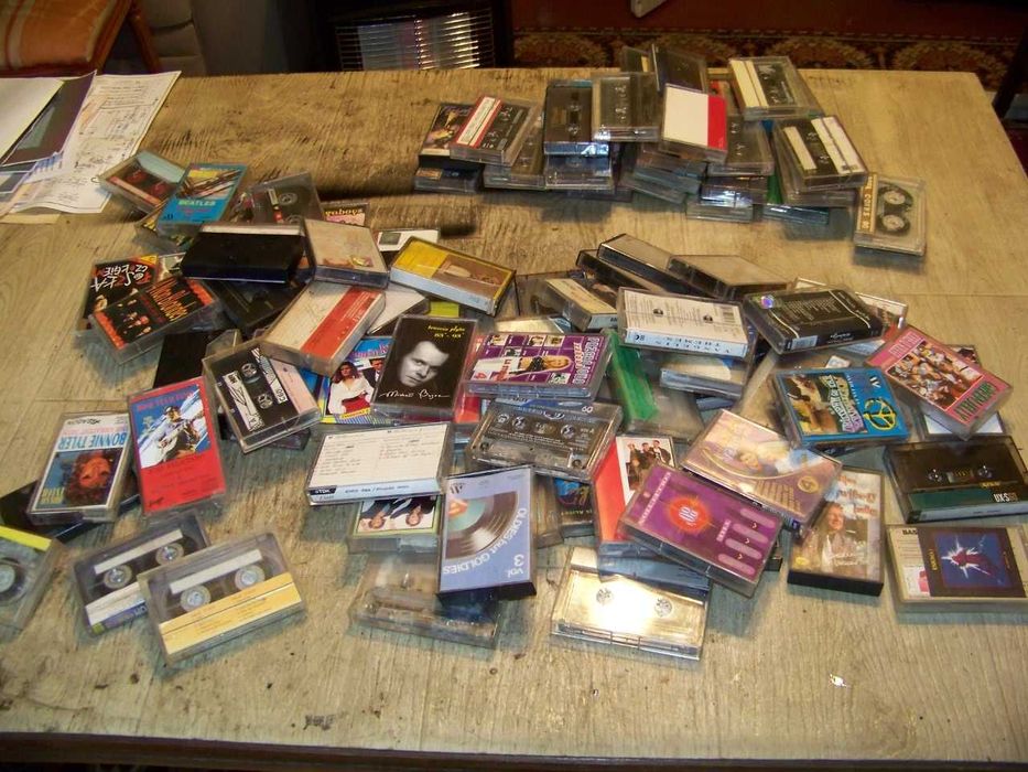 Kasety magnetofonowe 100 szt nagrane wysyłka.