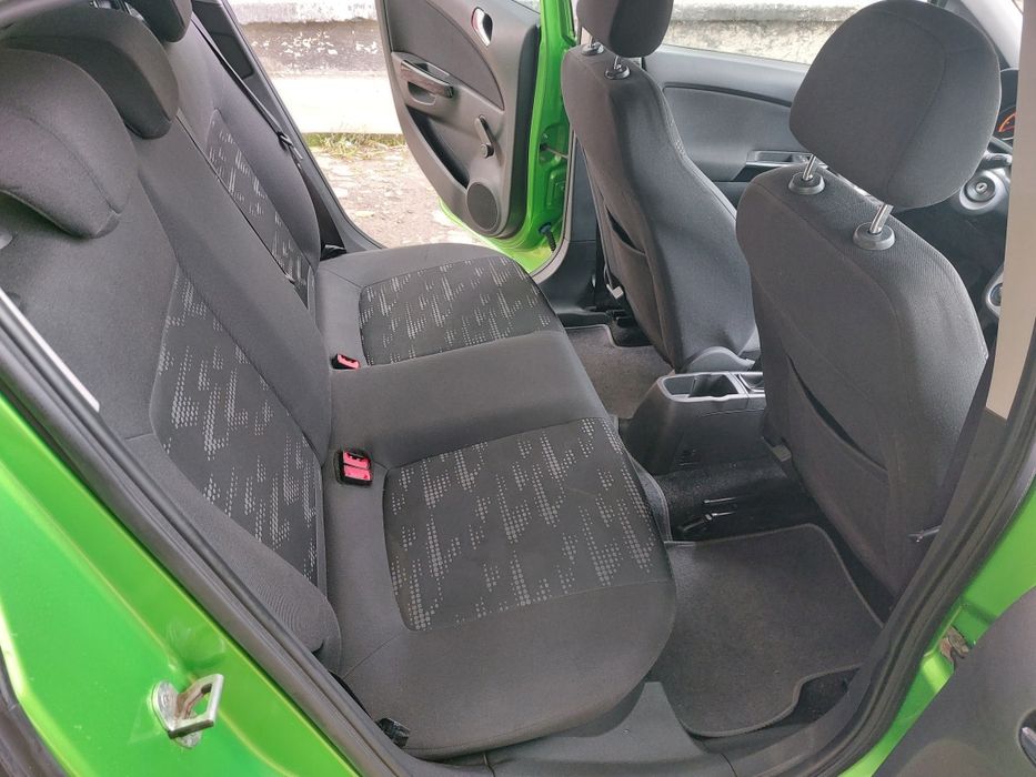 Opel Corsa 2012. 1.2 газ/бензин