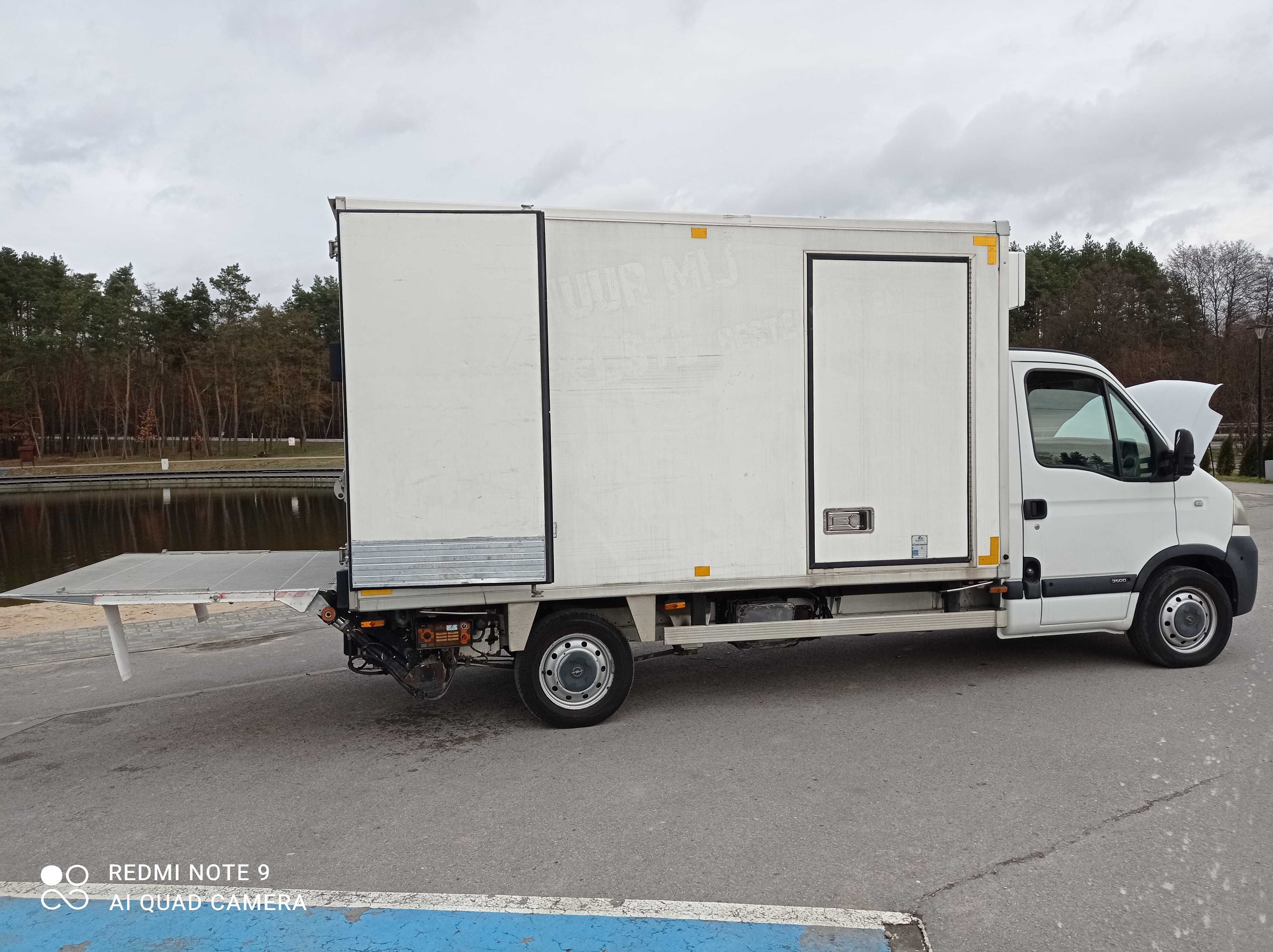 Opel Movano Master, Izoterma, Mroznia do -30'C winda, Wtyczka do siec