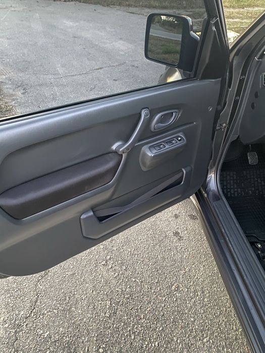 Suzuki Jimny 2016