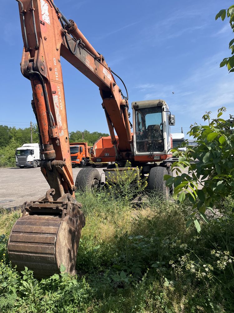 Продам єкскаватор Атлас 1304