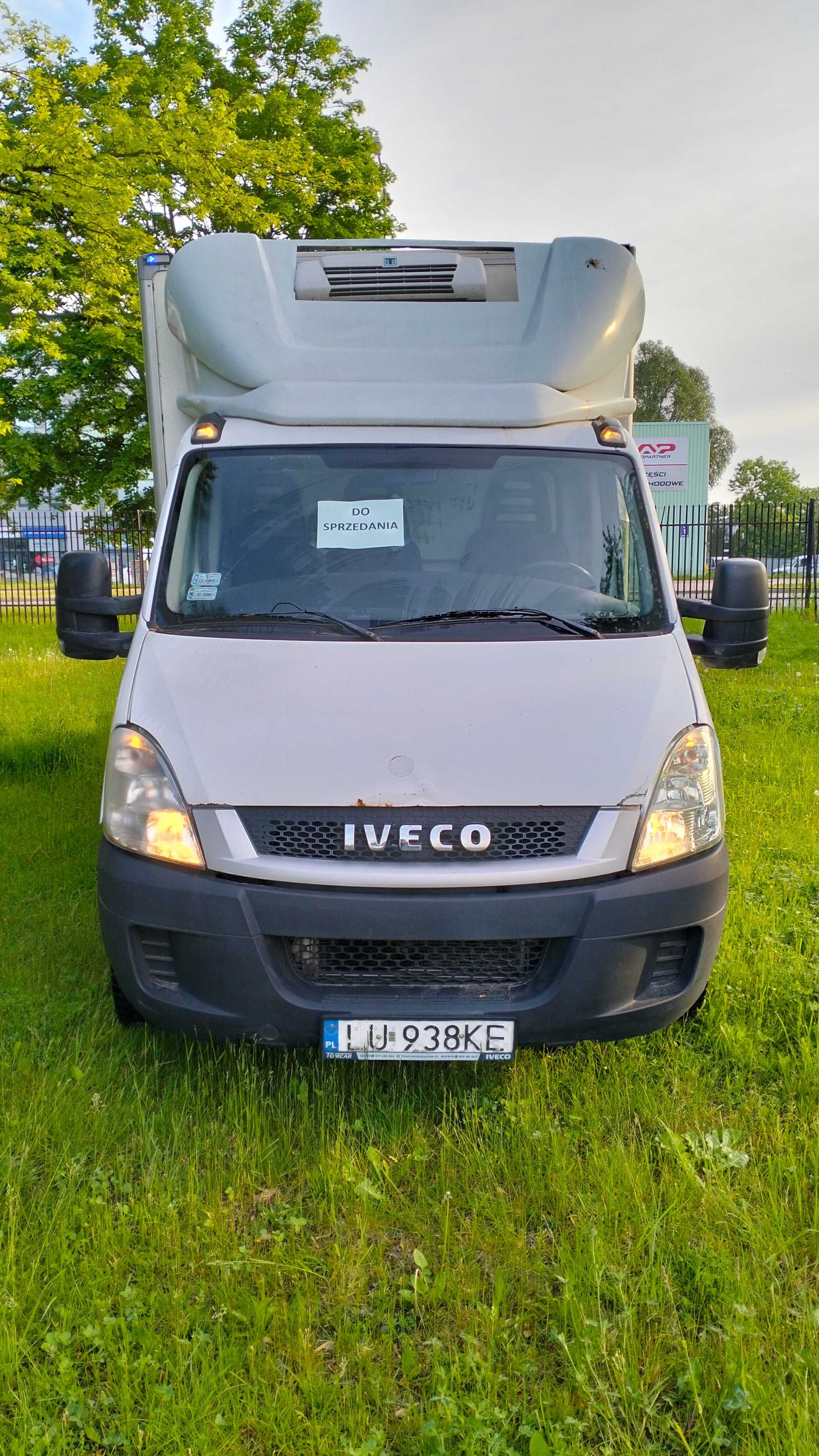 Iveco Daily 35S14 2.3 136KM 2011r IZOTERMA