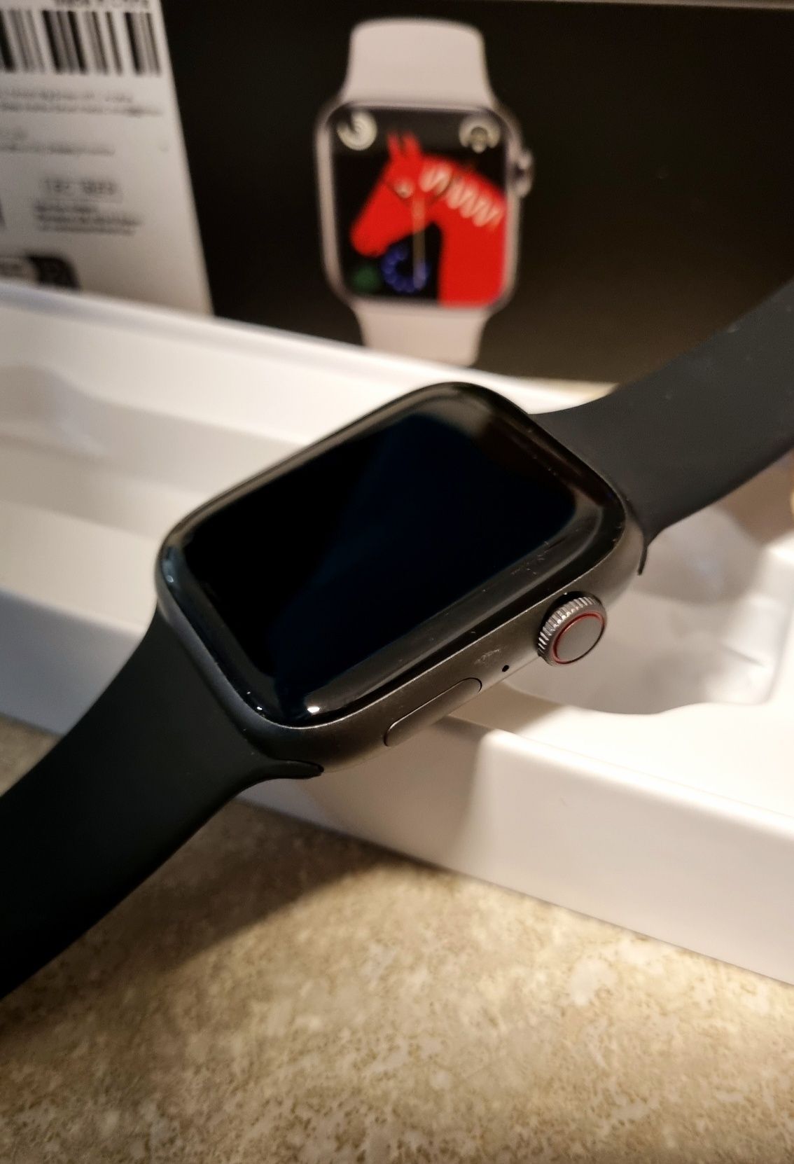 Smartwatch black