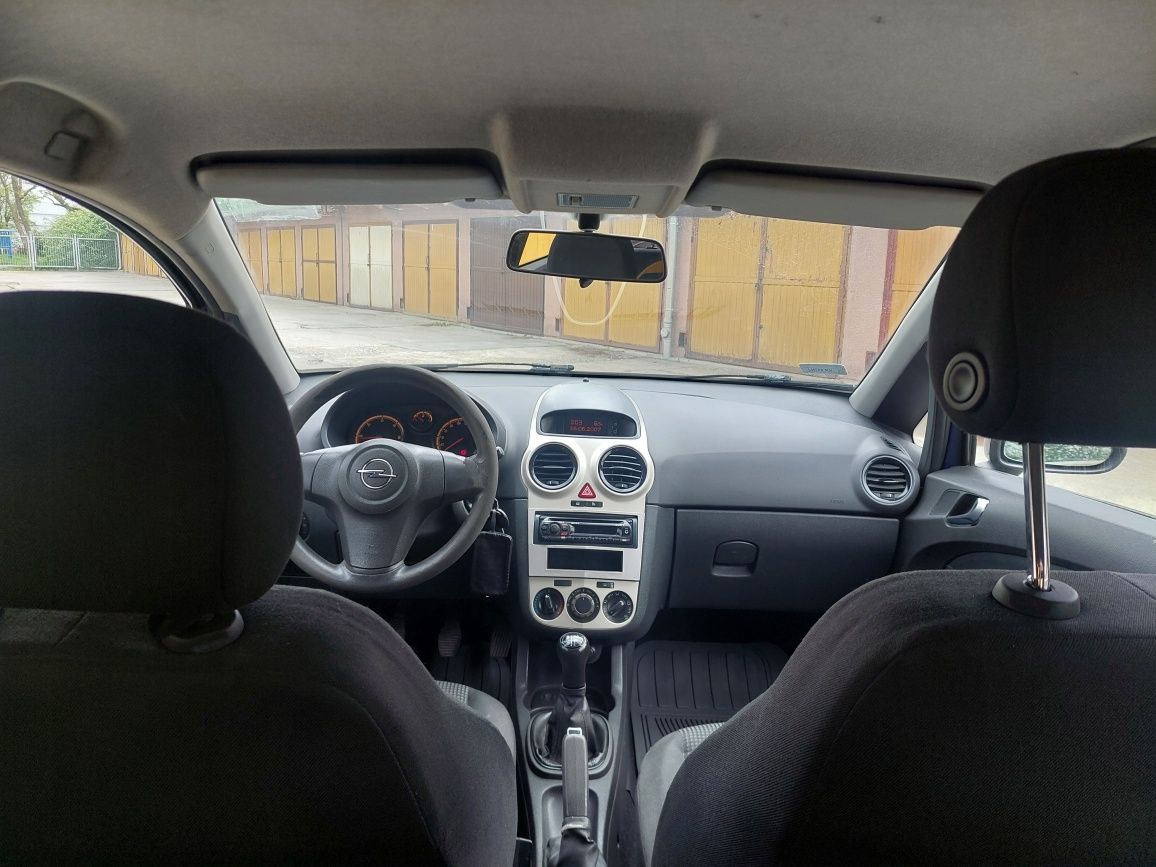 Opel corsa D 1.3 cdti