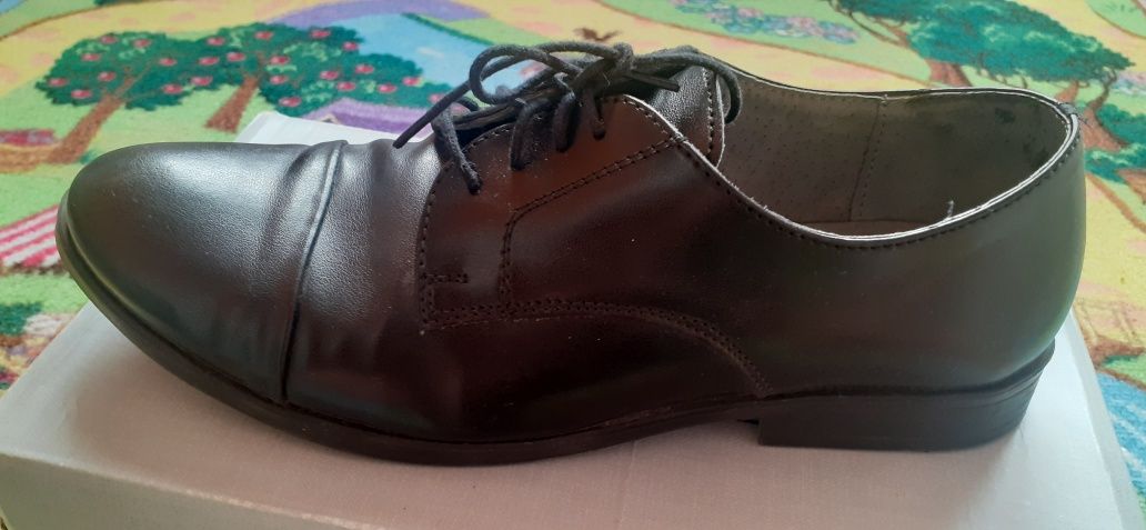 Buty eleganckie Kornecki roz.36