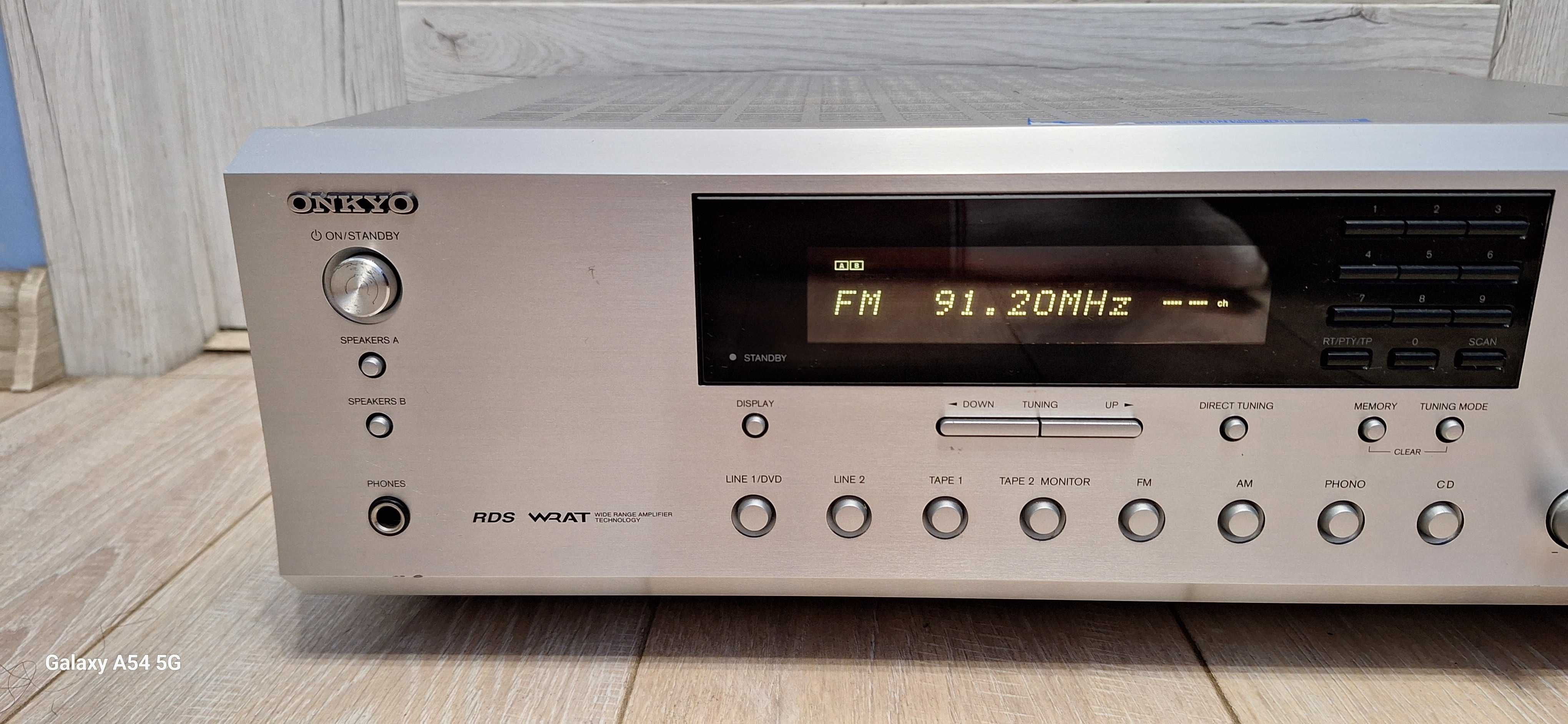 Amplituner ONKYO TX 8255 Srebrny ! IDEALNY STAN ! OKAZJA ! Polecam !