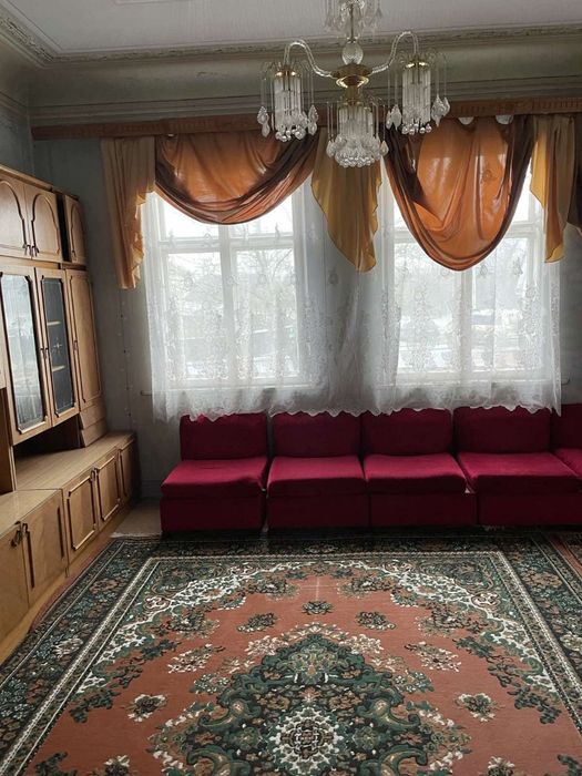 Продаж двох будинків — с. Шипинці, Чернівецька обл