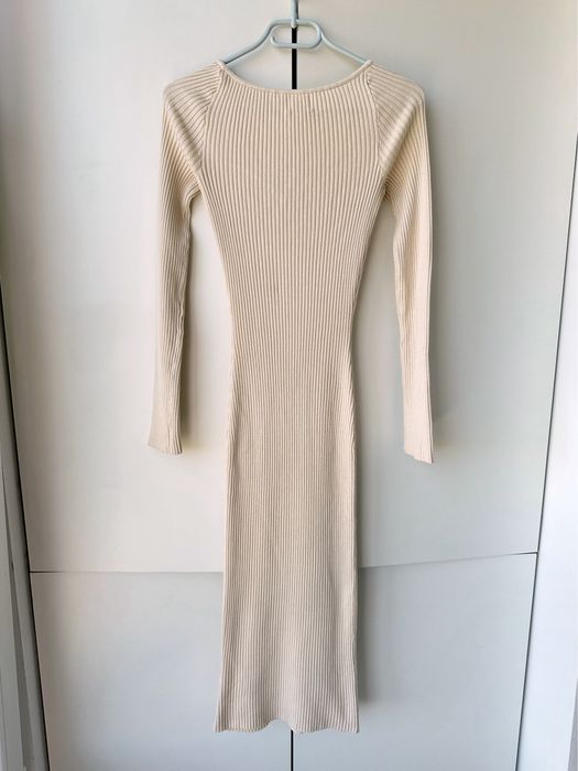 Бежеве пляття H&M