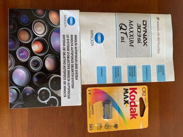 Máquina Fotográfica Minolta Dynax 303si com mala de transporte