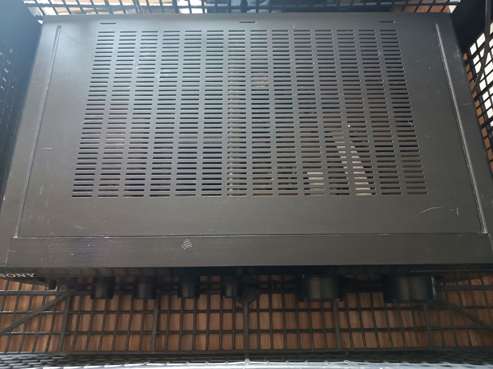 Wzmacniacz  Sony TA-FE 520R .