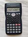 Calculadora científica CASIO fx-82MS
