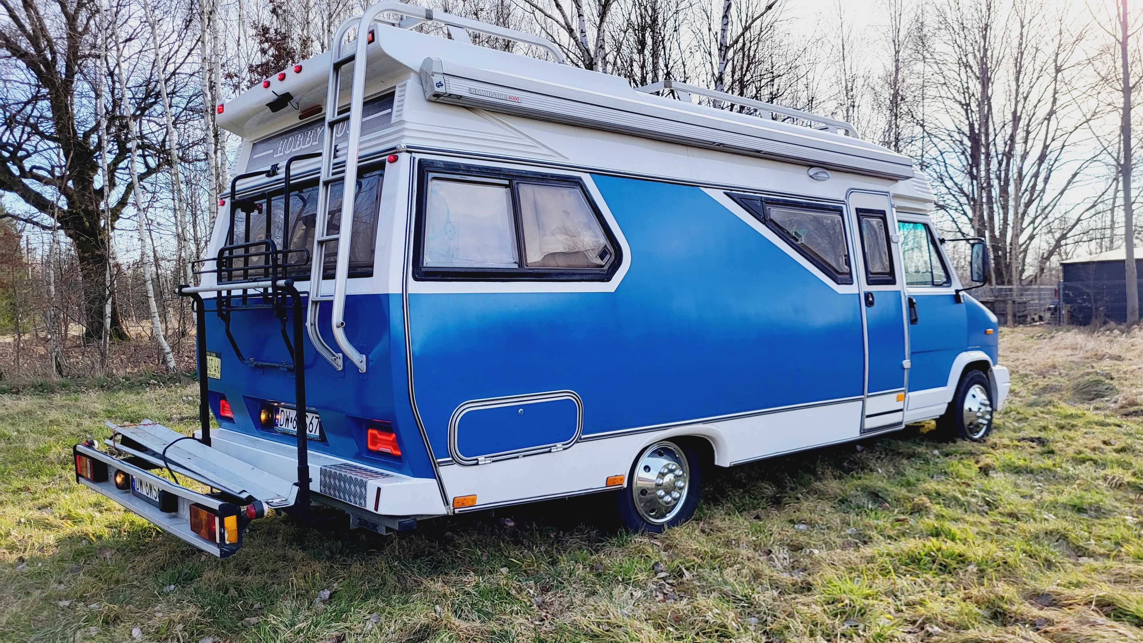 kamper wynajem 4 osobowy. Kamper. kampery wynajem. wynajem campera.