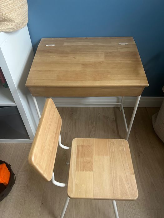Stolik biurko dziecięce sekretarzyk i krzesło Zara home